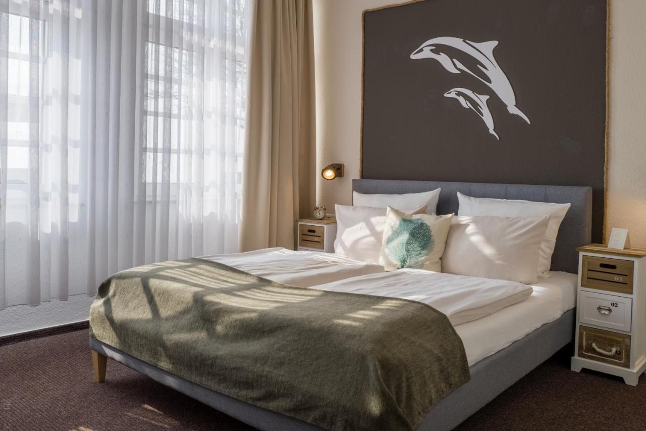 Akzent Strandhotels Seestern, Delphin & Lachs Wilhelmshaven Esterno foto